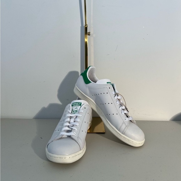 Adidas Stan Smith White and Green Sneakers - Picture 8 of 8